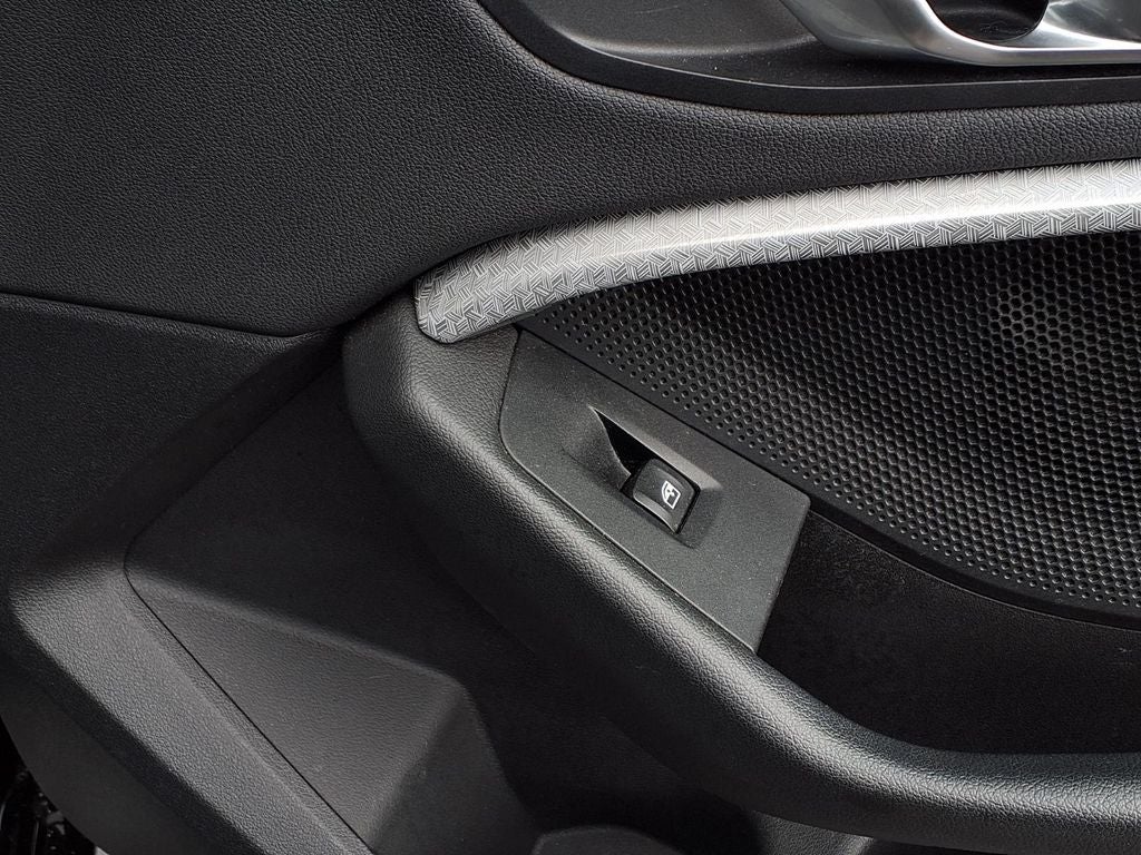 2021 BMW 2 Series 228i
