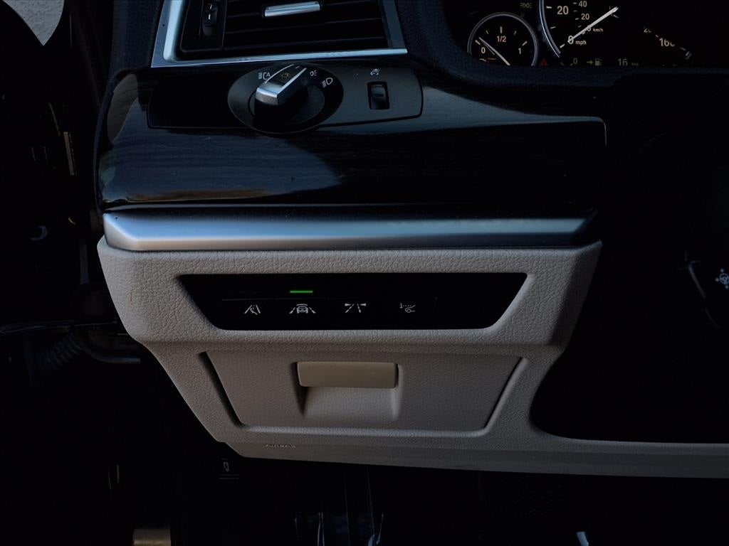 2017 BMW 5 Series 550i xDrive Gran Turismo