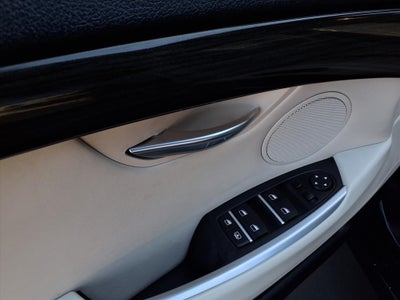 2017 BMW 5 Series 550i xDrive Gran Turismo