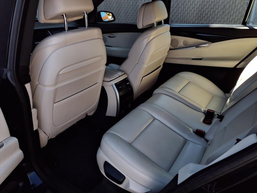 2017 BMW 5 Series 550i xDrive Gran Turismo