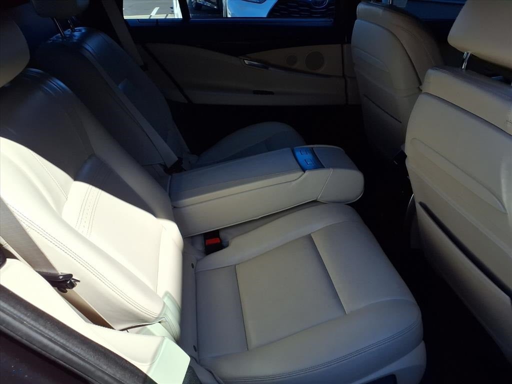 2017 BMW 5 Series 550i xDrive Gran Turismo