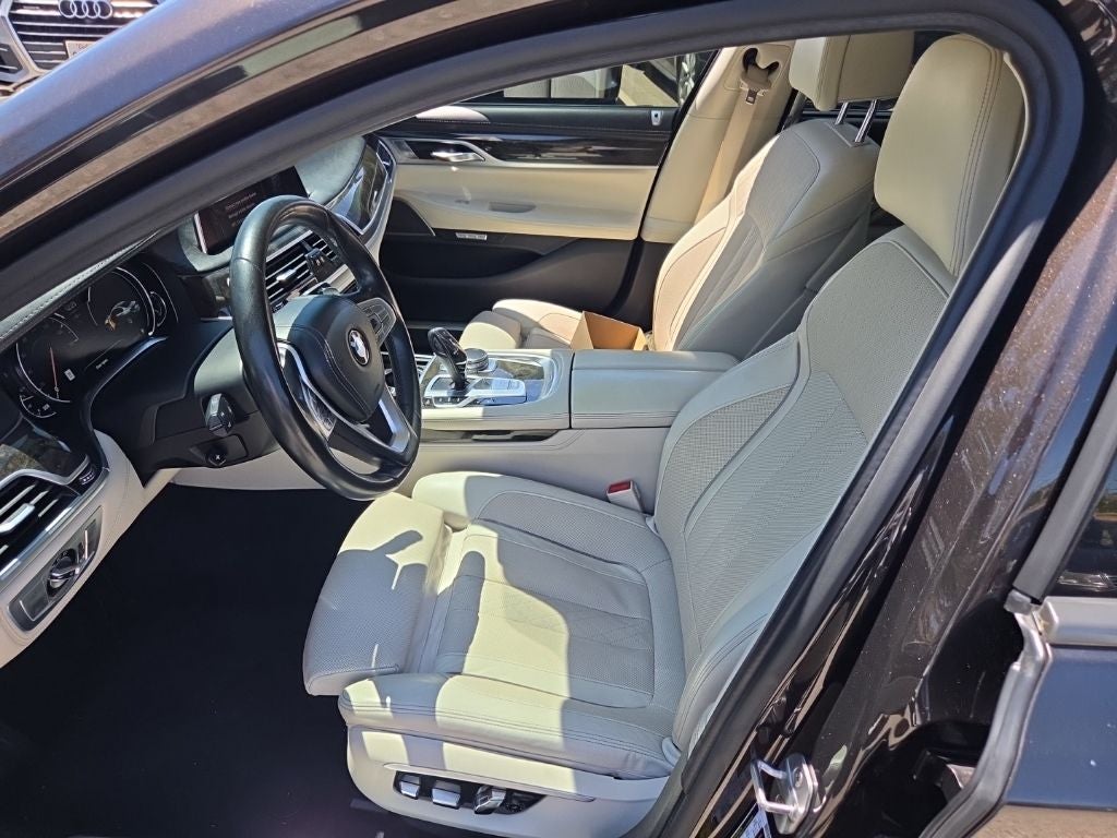 2016 BMW 7 Series 740i