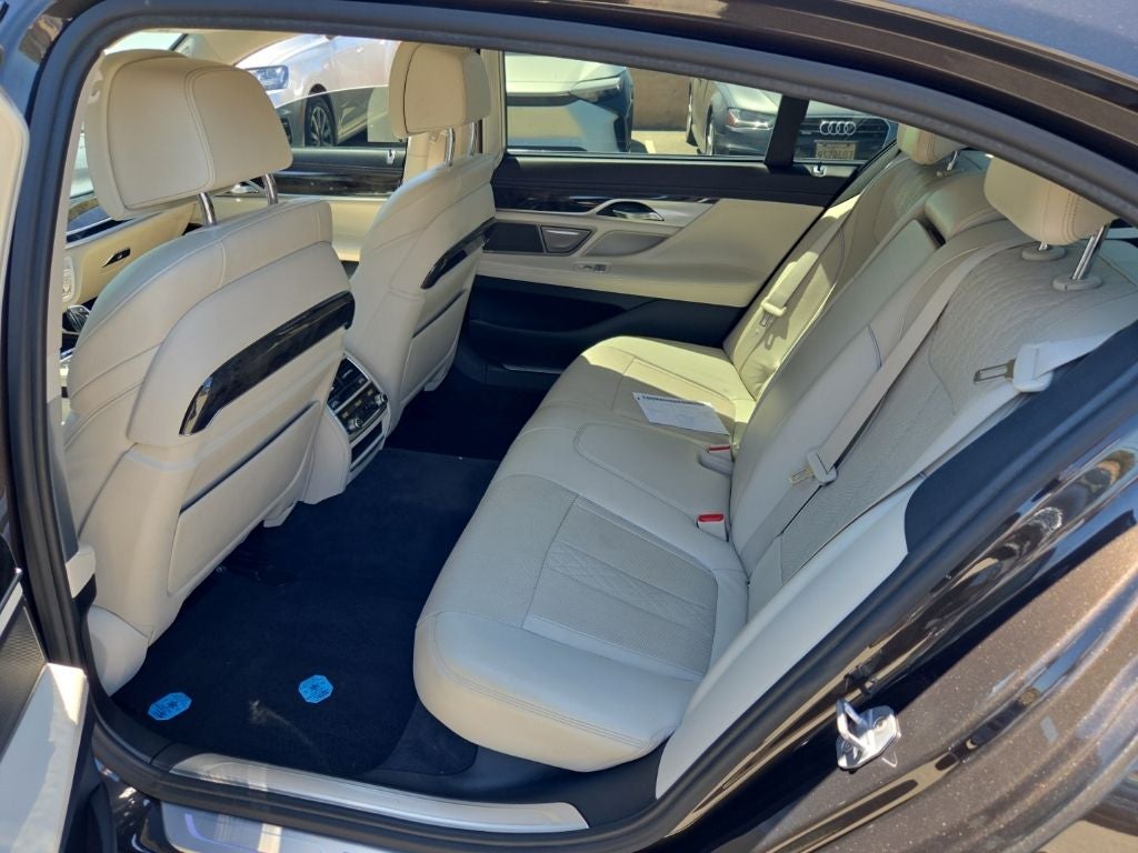 2016 BMW 7 Series 740i
