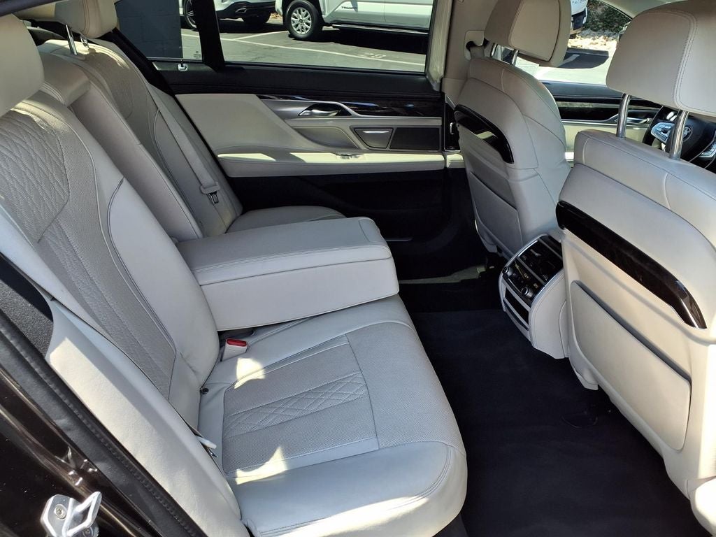 2016 BMW 7 Series 740i