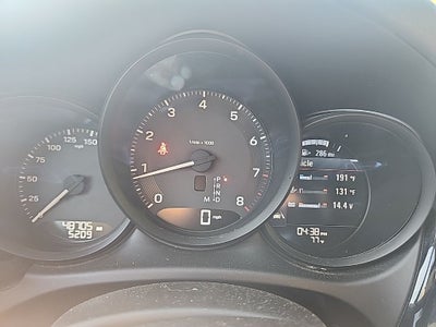 2022 Porsche Macan Base