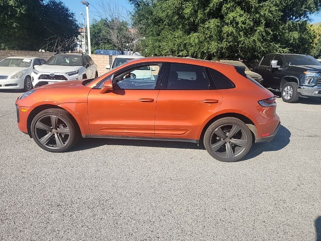 2022 Porsche Macan Base