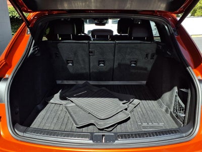 2022 Porsche Macan Base