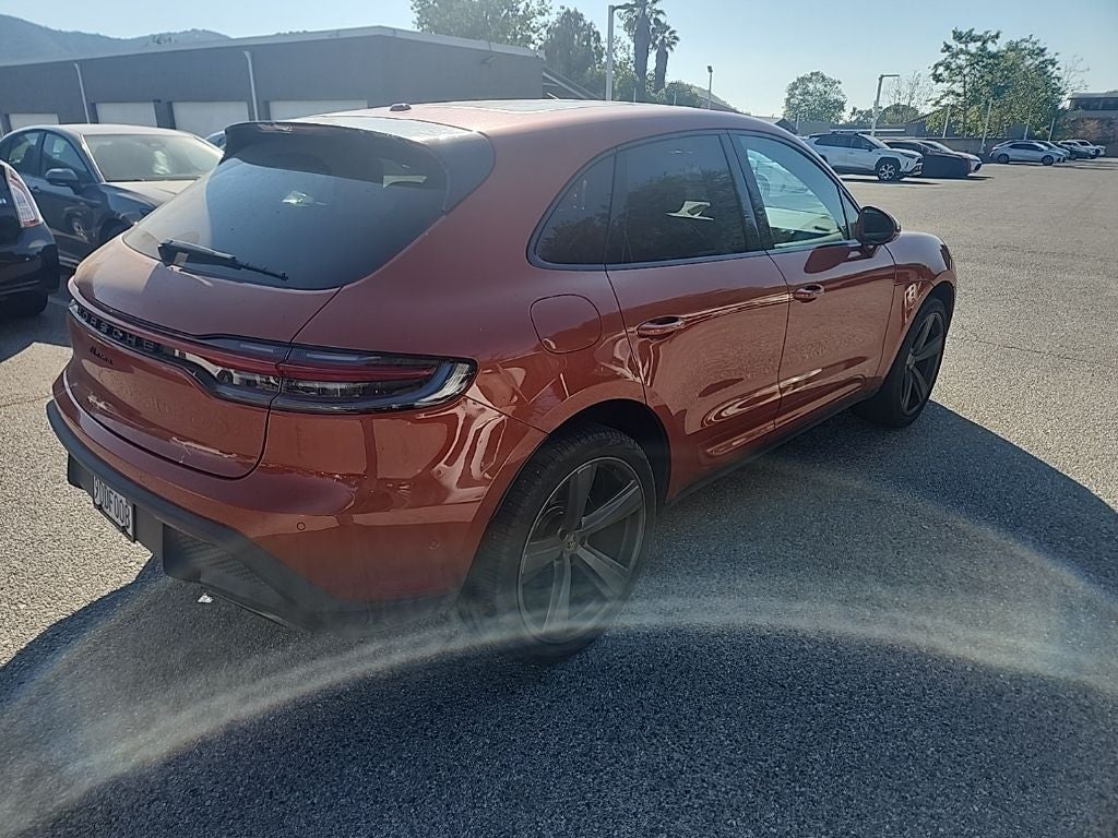 2022 Porsche Macan Base