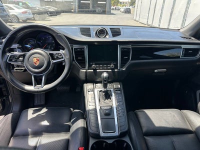 2018 Porsche Macan Base