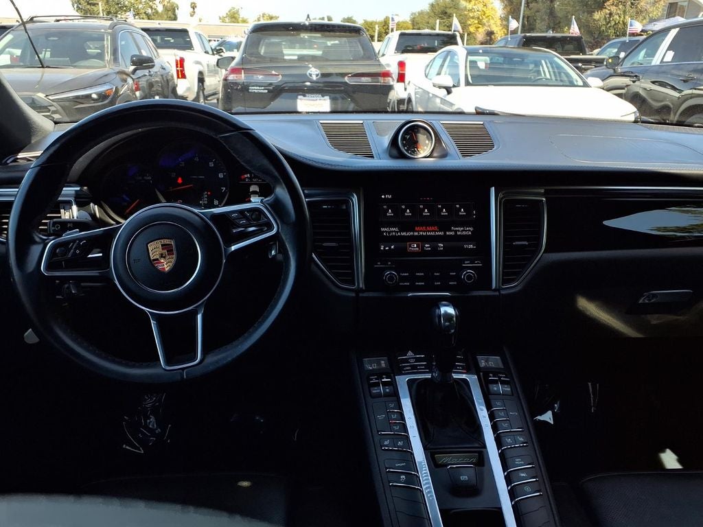 2018 Porsche Macan Base