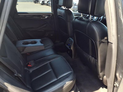 2018 Porsche Macan Base