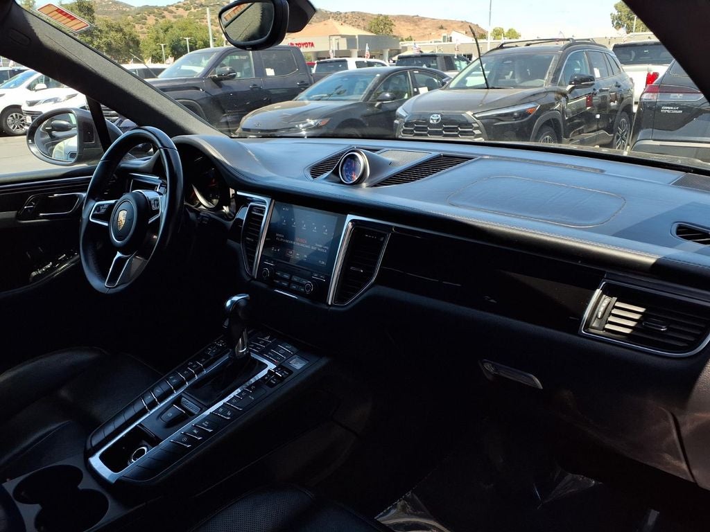 2018 Porsche Macan Base