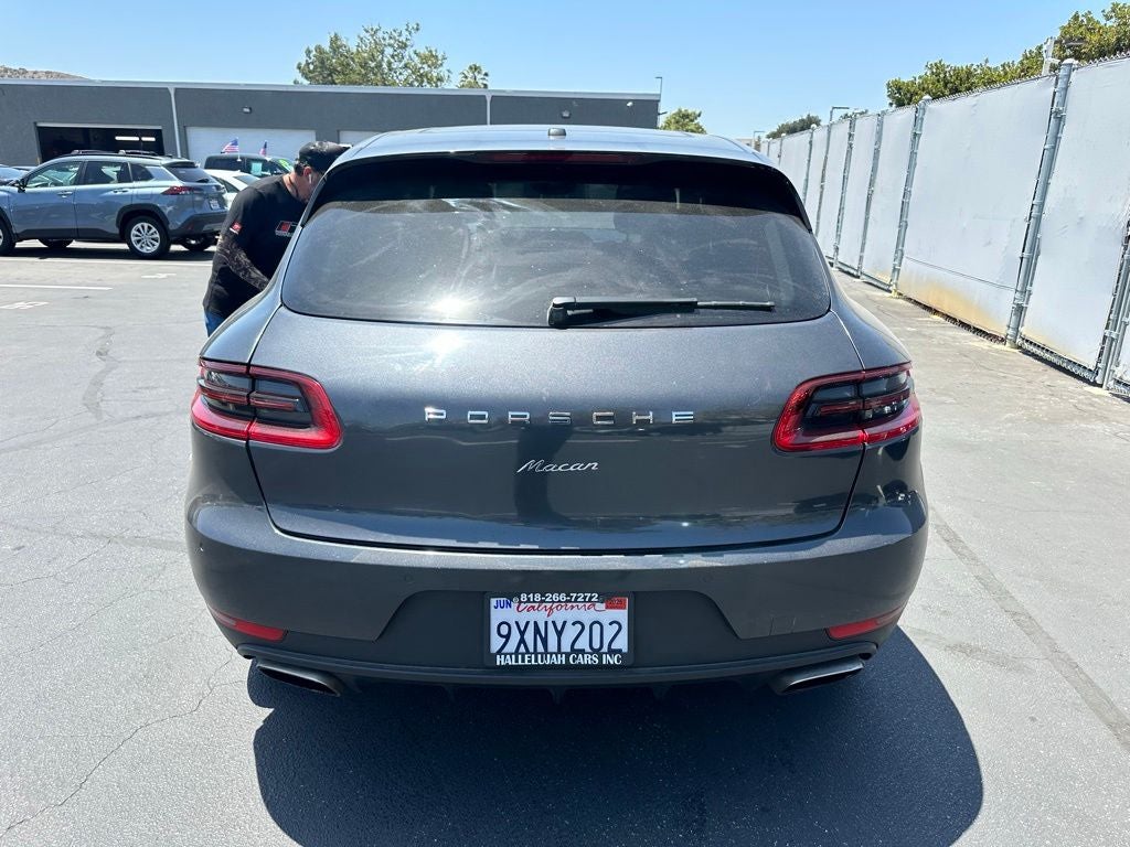 2018 Porsche Macan Base