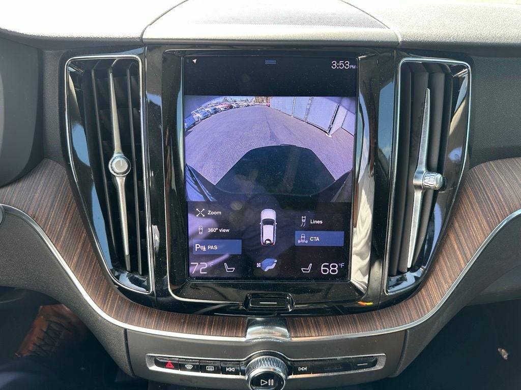 2021 Volvo XC60 T5 Momentum