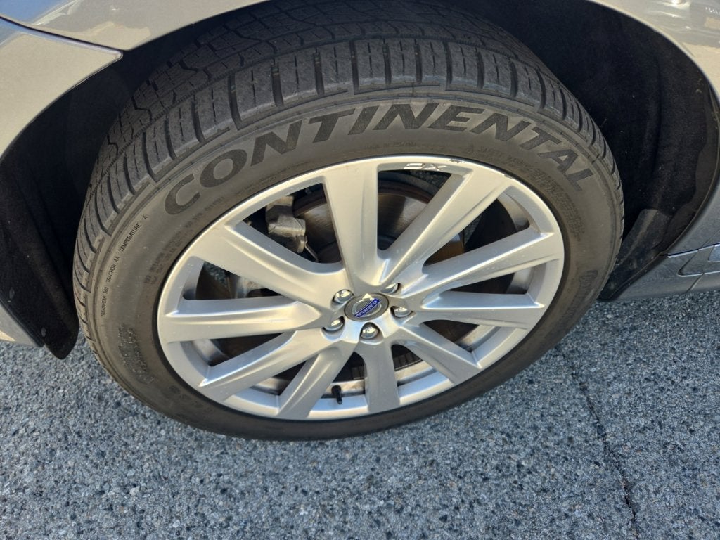 2017 Volvo XC60 T5 Inscription