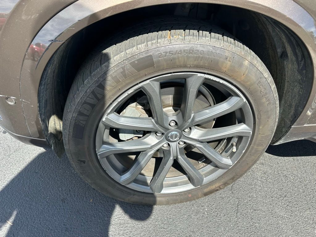 2016 Volvo XC90 T6 Momentum