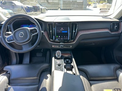 2023 Volvo XC60 Recharge Plug-In Hybrid Ultimate