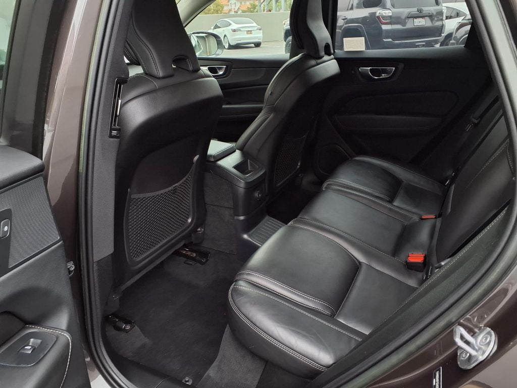 2023 Volvo XC60 Recharge Plug-In Hybrid Ultimate