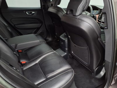 2023 Volvo XC60 Recharge Plug-In Hybrid Ultimate