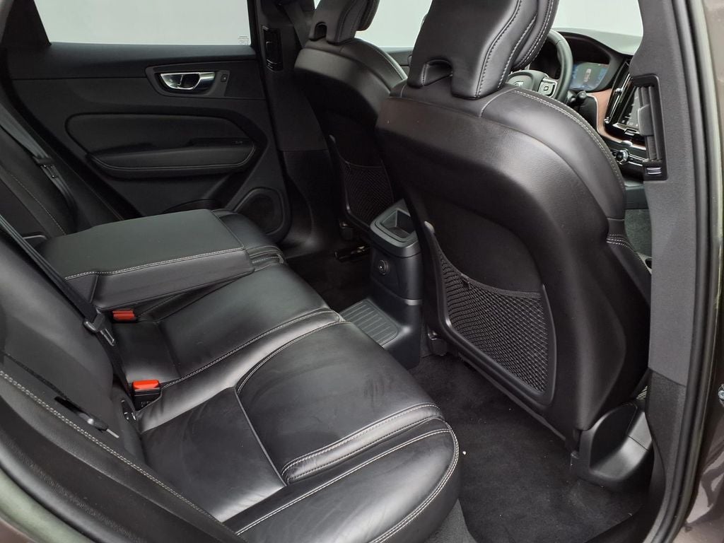 2023 Volvo XC60 Recharge Plug-In Hybrid Ultimate