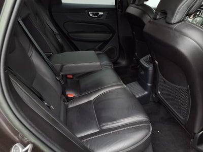 2023 Volvo XC60 Recharge Plug-In Hybrid Ultimate