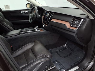 2023 Volvo XC60 Recharge Plug-In Hybrid Ultimate