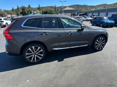 2023 Volvo XC60 Recharge Plug-In Hybrid Ultimate