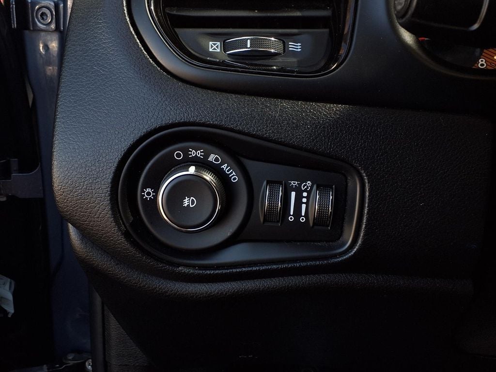 2020 Jeep Renegade Altitude