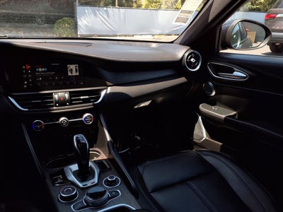 2022 Alfa Romeo Giulia Ti
