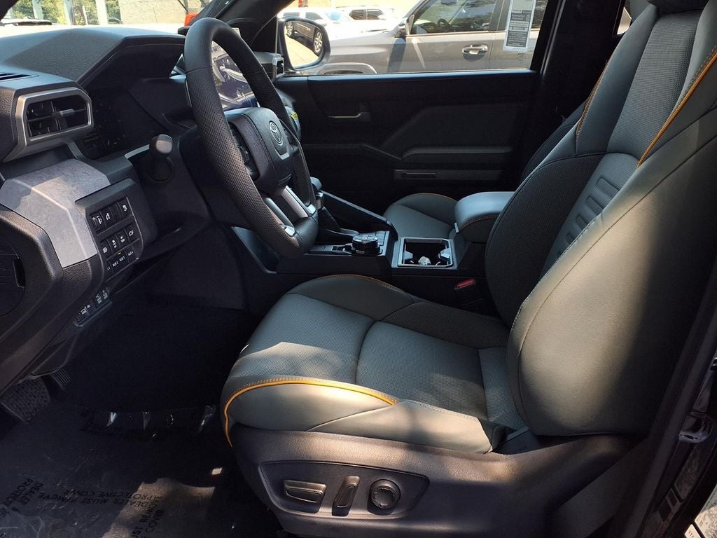 2026 Toyota Tacoma i-FORCE MAX Tacoma Trailhunter