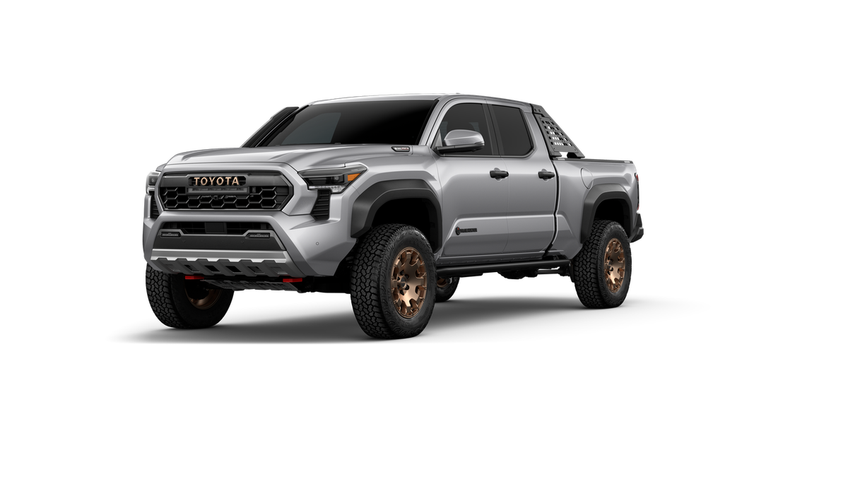 2026 Toyota Tacoma i-FORCE MAX Tacoma Trailhunter