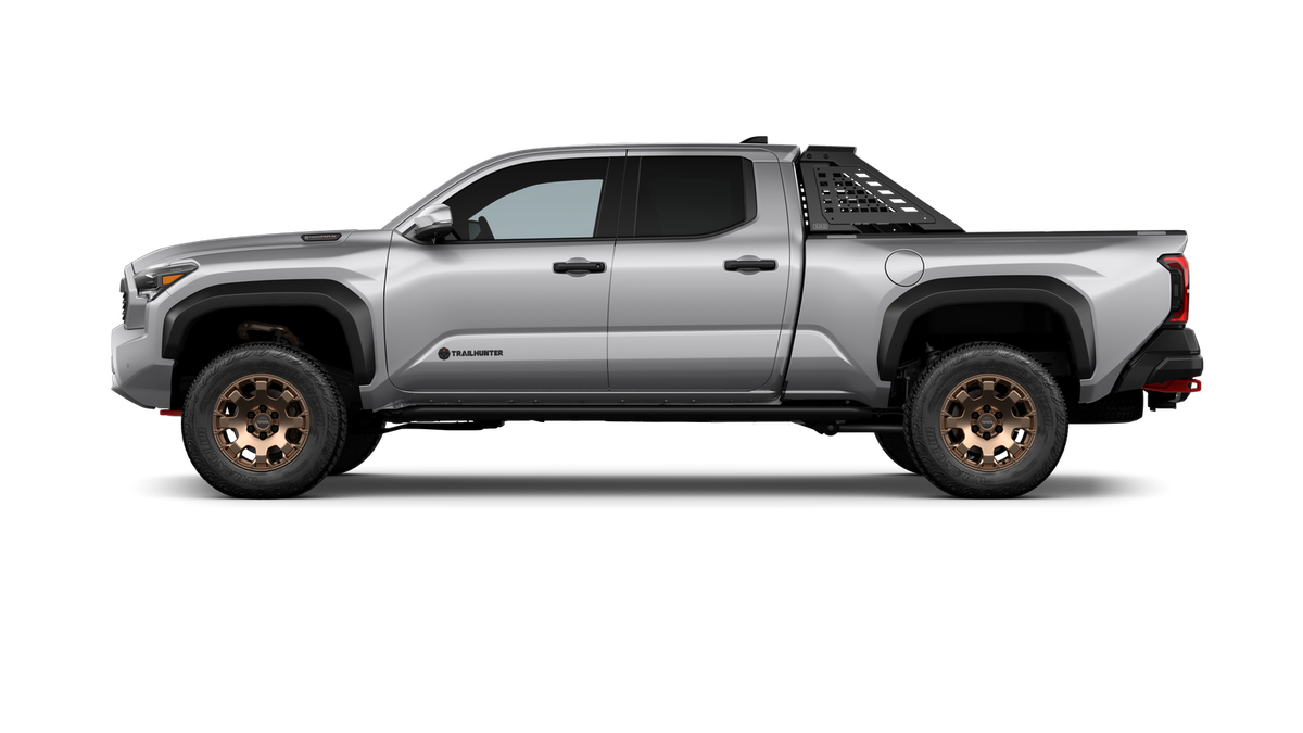 2026 Toyota Tacoma i-FORCE MAX Tacoma Trailhunter
