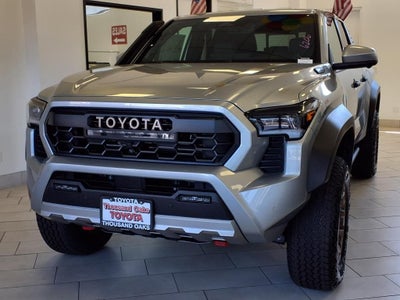 2025 Toyota Tacoma i-FORCE MAX Tacoma Trailhunter