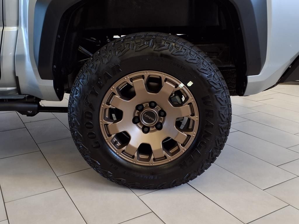 2025 Toyota Tacoma i-FORCE MAX Tacoma Trailhunter