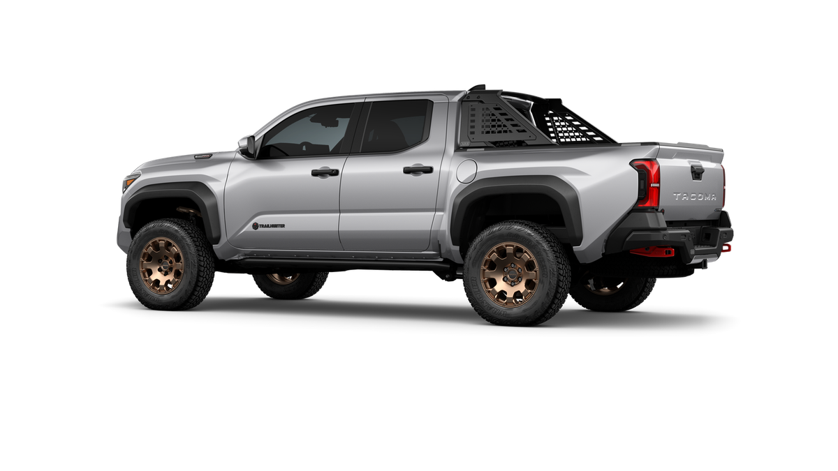 2026 Toyota Tacoma i-FORCE MAX Tacoma Trailhunter