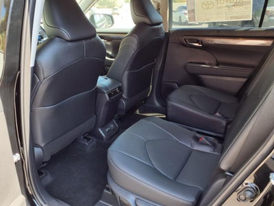 2026 Toyota Highlander Limited