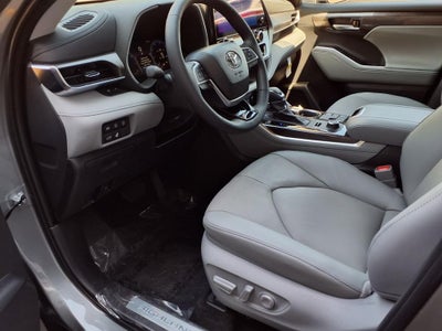 2026 Toyota Highlander Limited