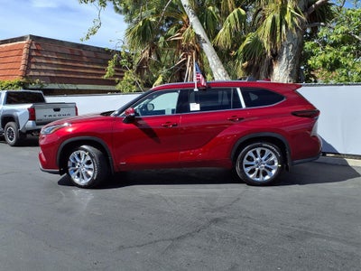 2026 Toyota Highlander Hybrid Limited