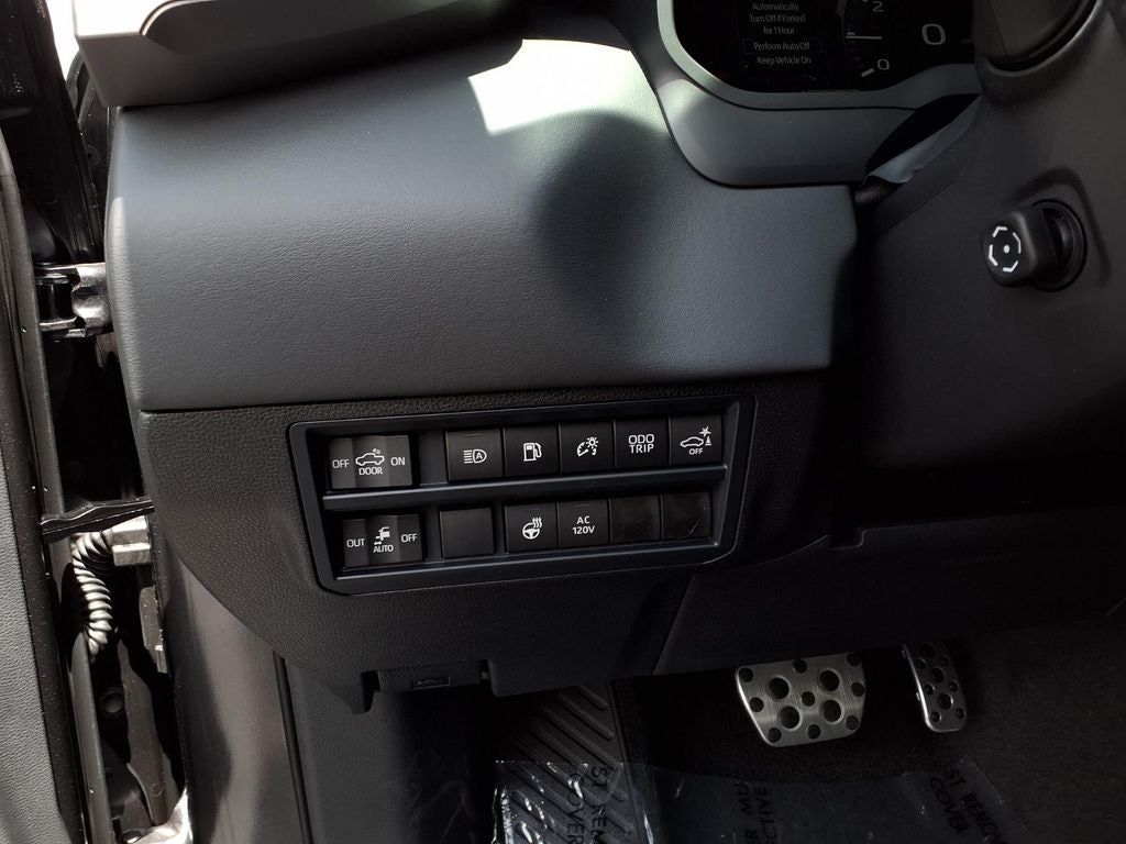 2026 Toyota Tundra i-FORCE MAX Tundra Platinum