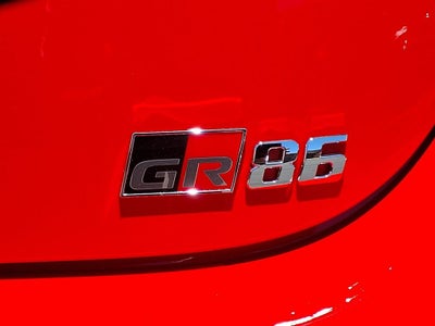 2026 Toyota GR86 Premium MT