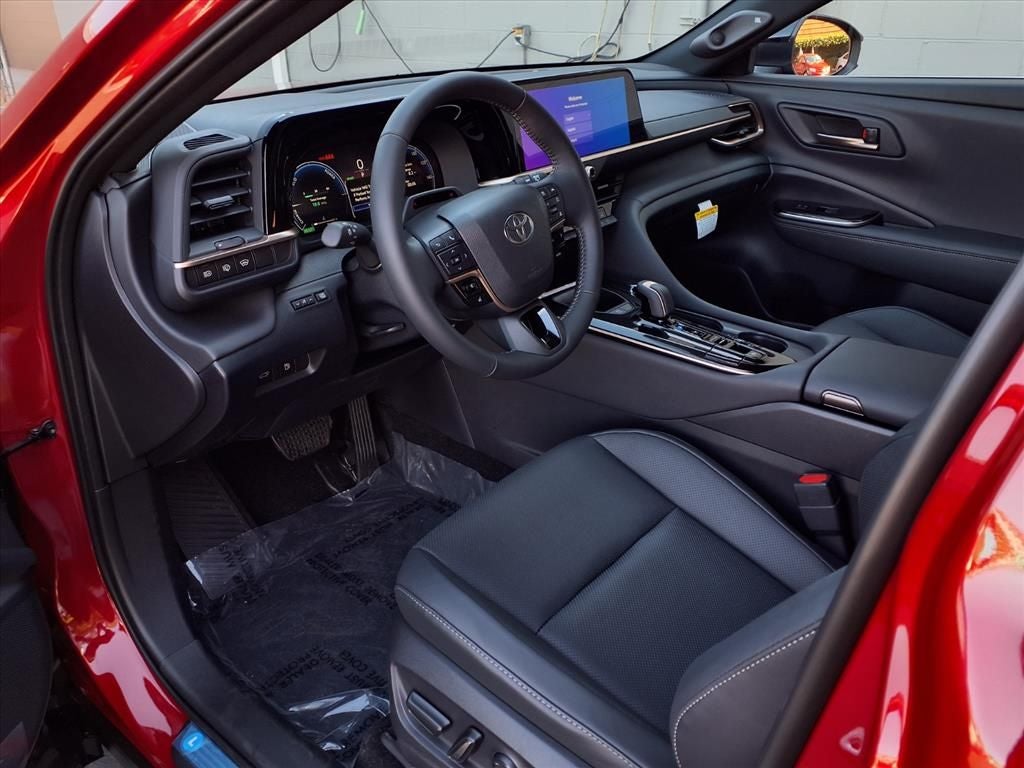 2025 Toyota Toyota Crown Signia Limited