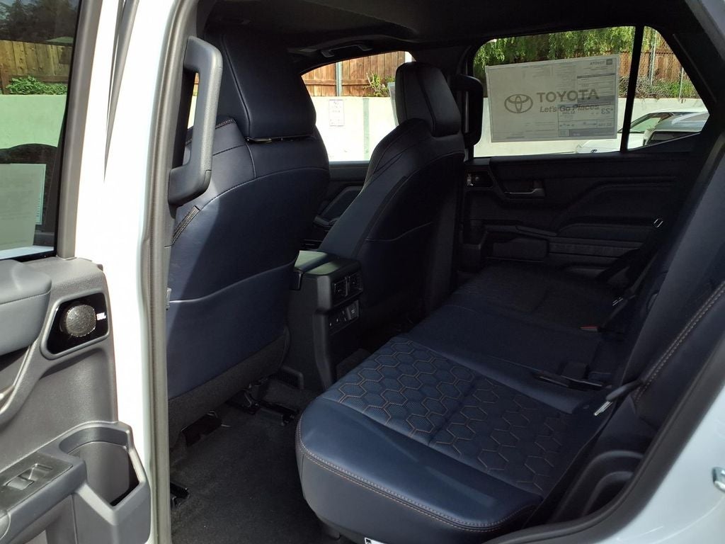 2026 Toyota 4Runner i-FORCE MAX 4Runner Platinum