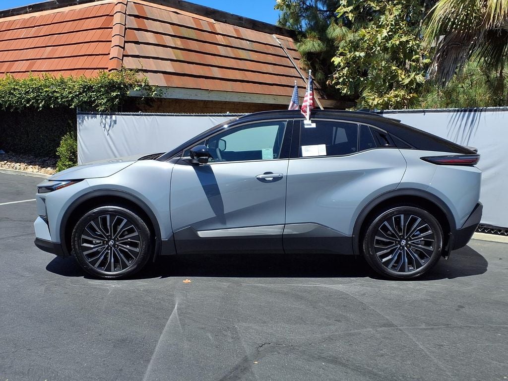 2026 Toyota C-HR XSE