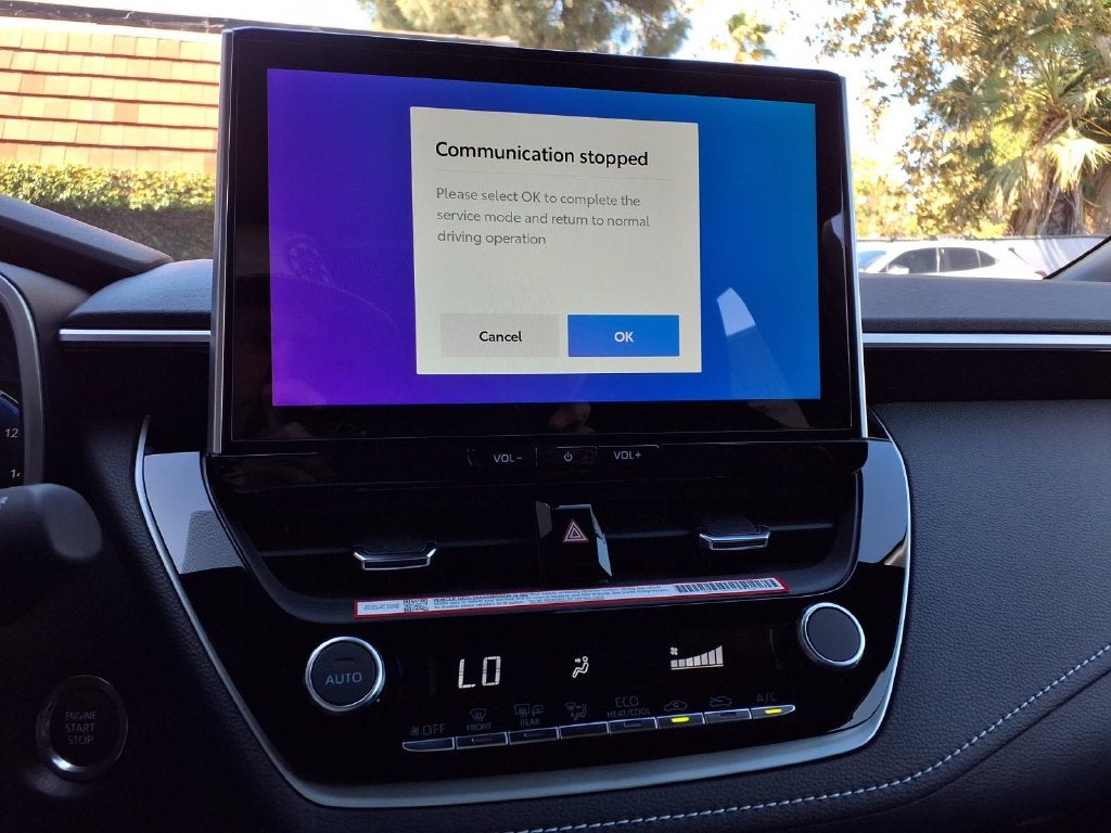 2027 Toyota Corolla Hatchback SE