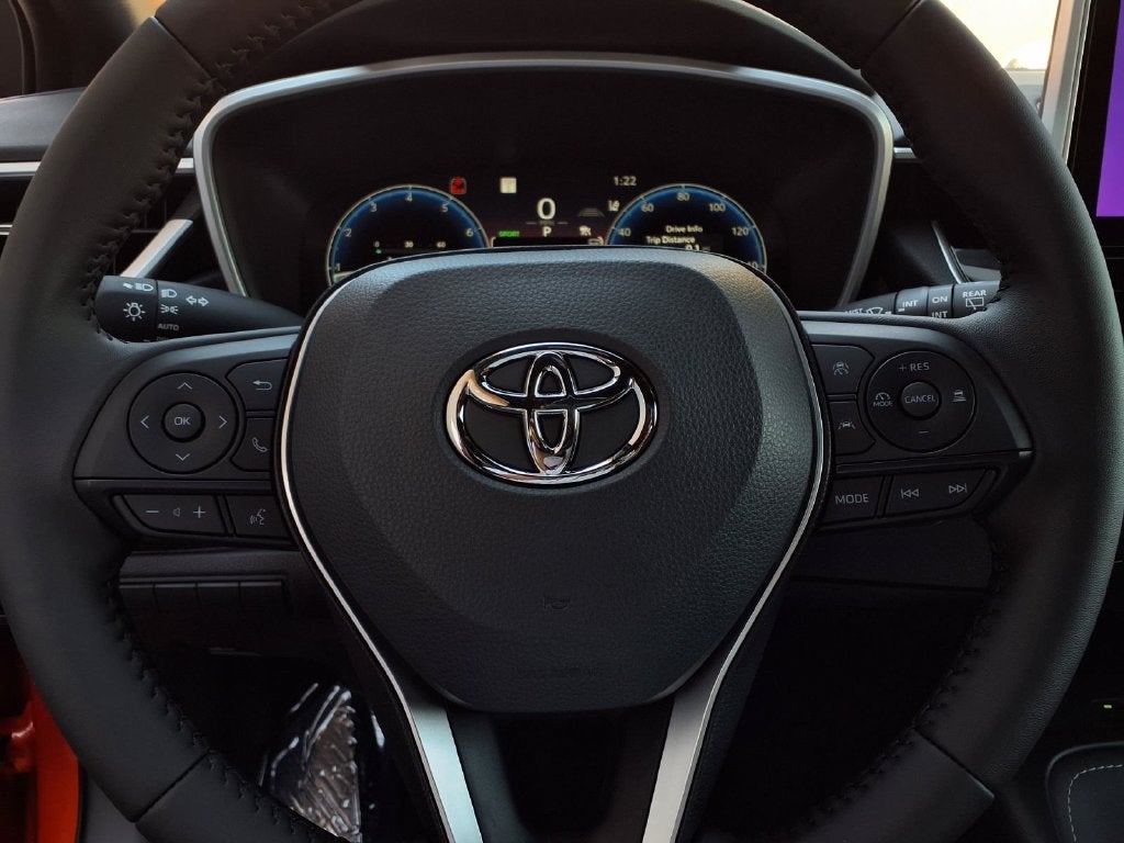 2027 Toyota Corolla Hatchback SE