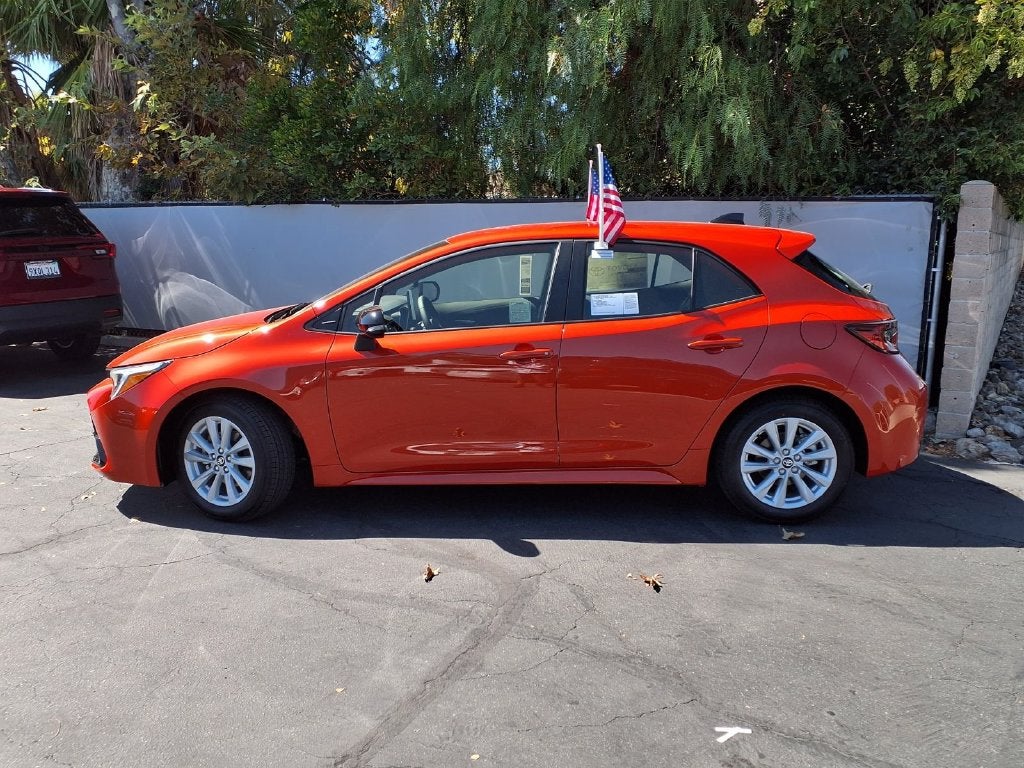 2027 Toyota Corolla Hatchback SE