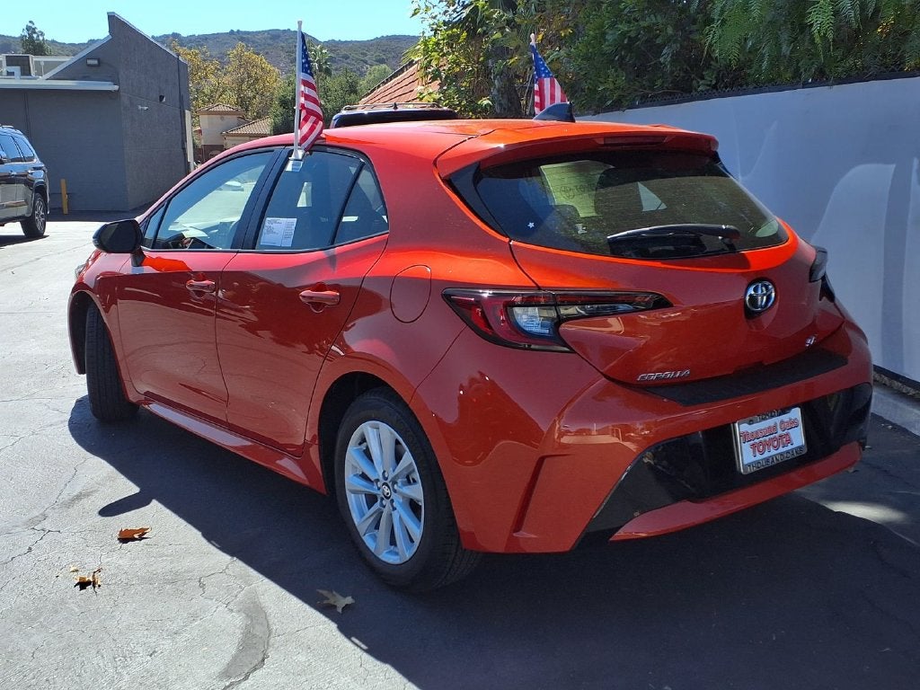 2027 Toyota Corolla Hatchback SE